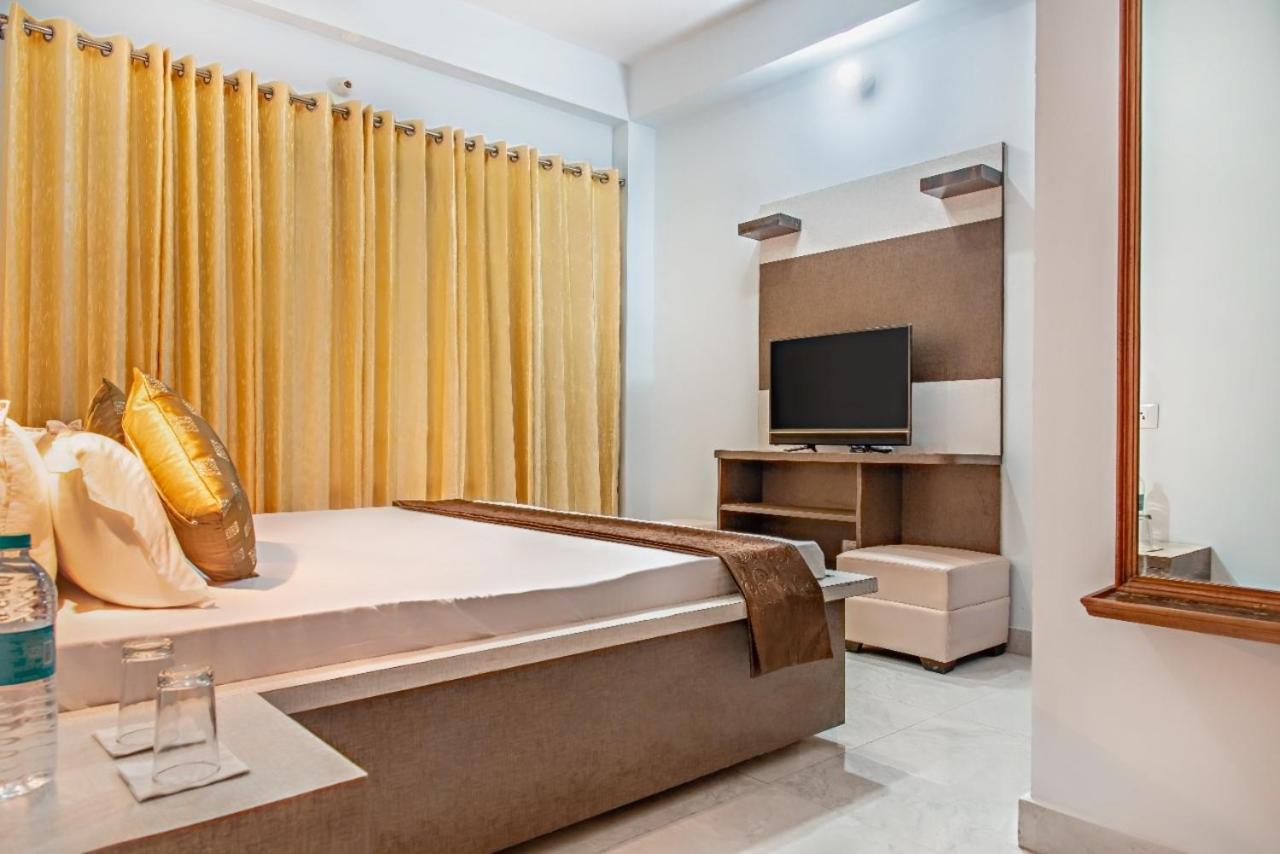 קסאולי Mountain Mist Inn I Serviced Apt I Open Air Lawn & Rooftop I Bonfire I By Exotic Stays מראה חיצוני תמונה