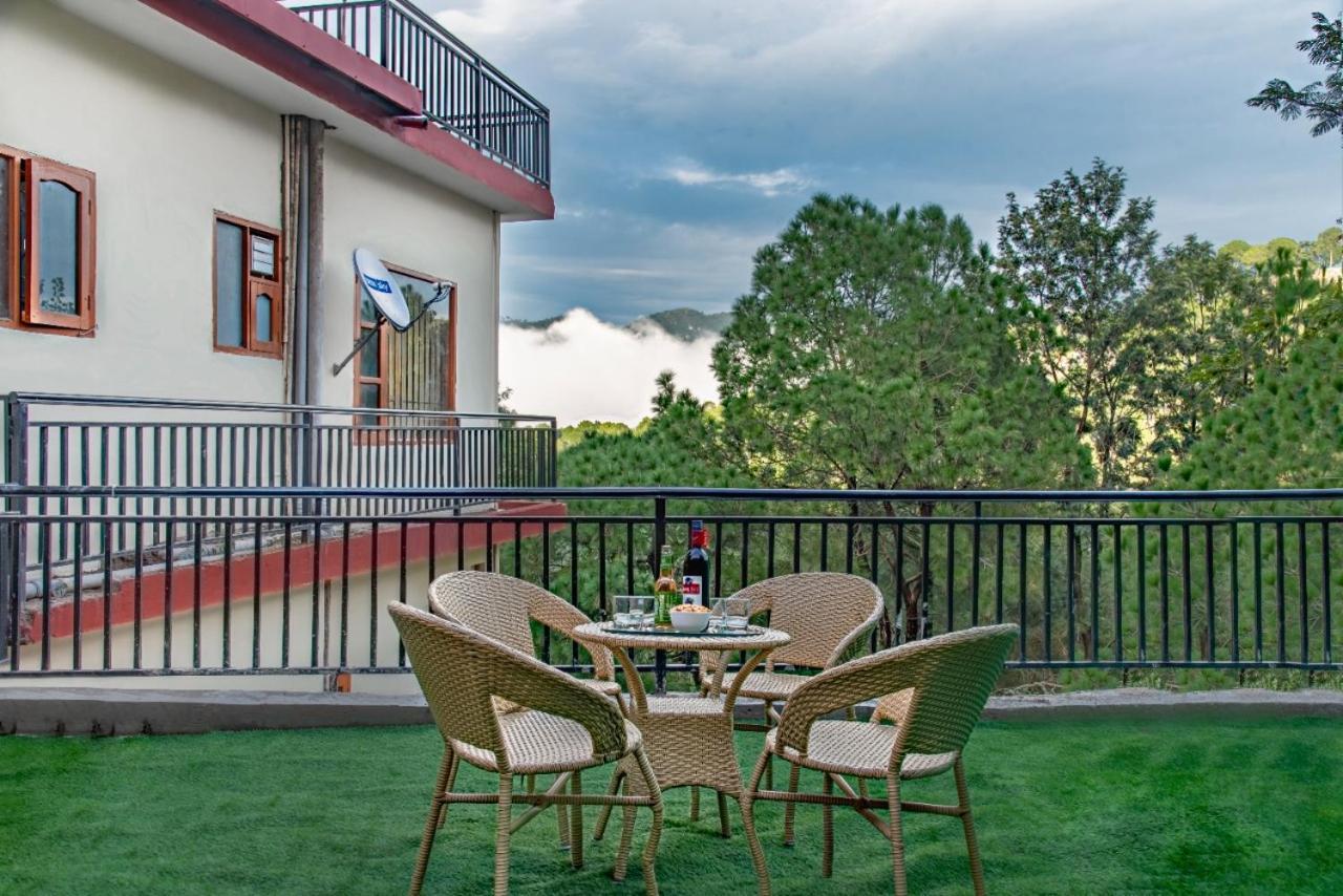 קסאולי Mountain Mist Inn I Serviced Apt I Open Air Lawn & Rooftop I Bonfire I By Exotic Stays מראה חיצוני תמונה